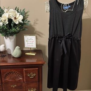 Simply Vera Vera Wang Charcoal/black dress